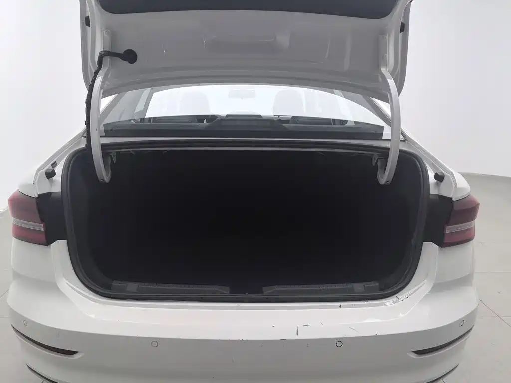 Volkswagen Lavida — миниатюра 16