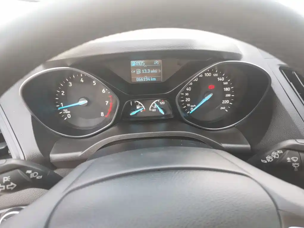 Ford Kuga — миниатюра 12
