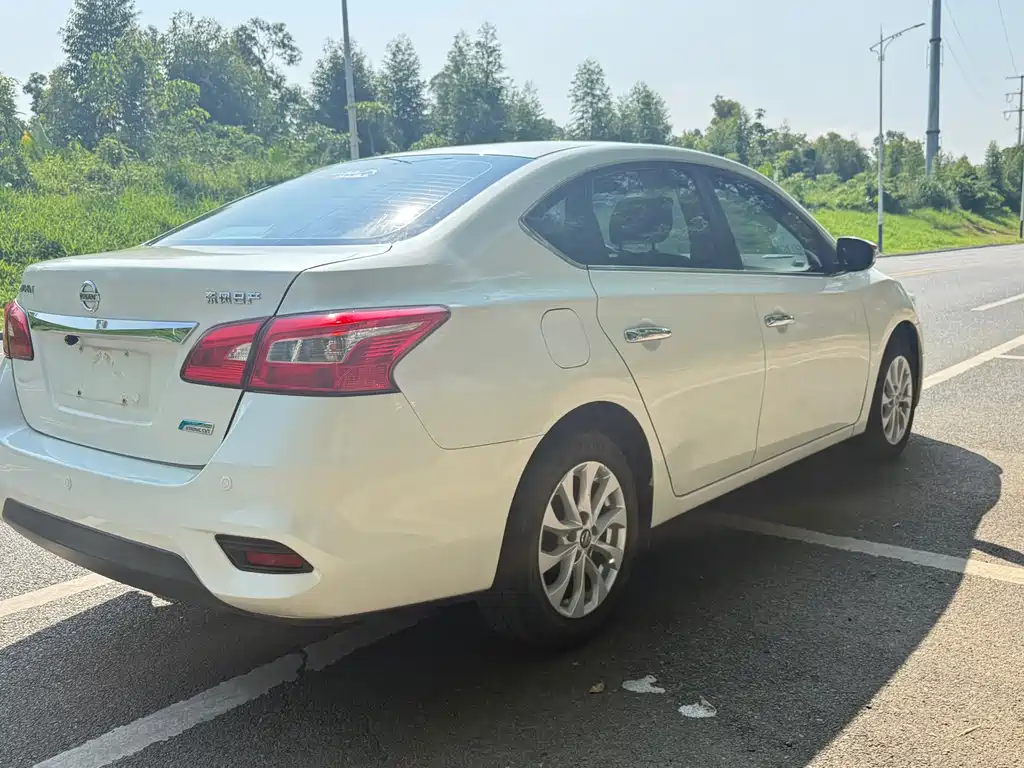 Nissan Sylphy — миниатюра 6
