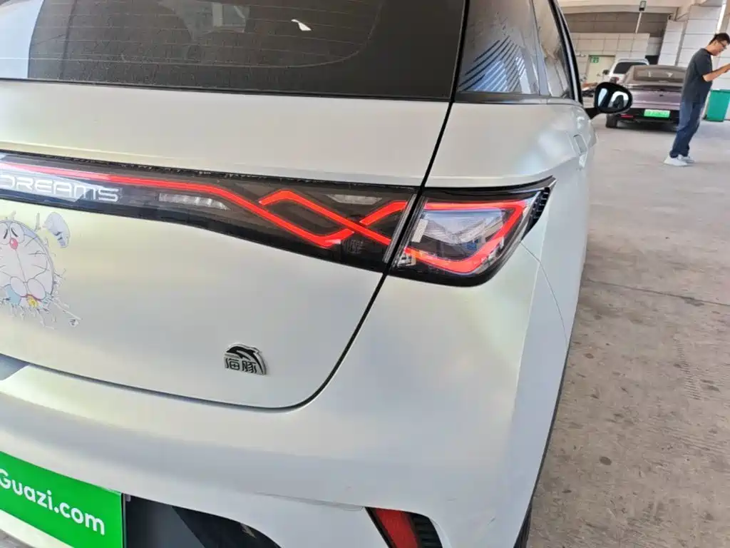 BYD Dolphin — миниатюра 8