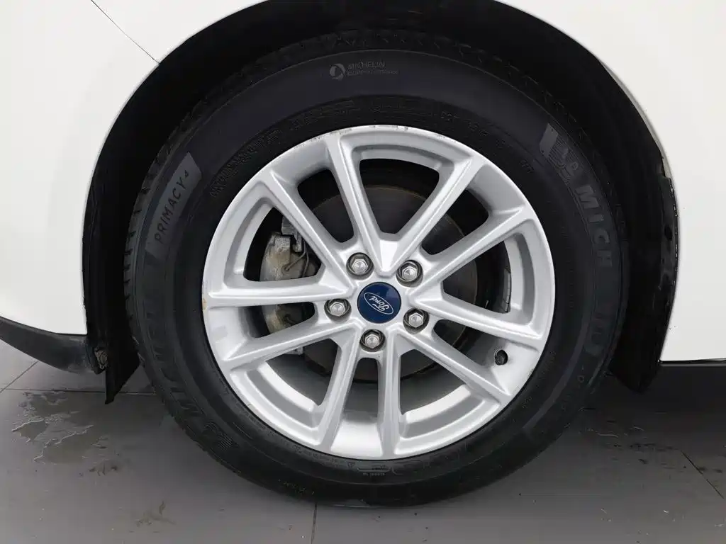 Ford Focus — миниатюра 17