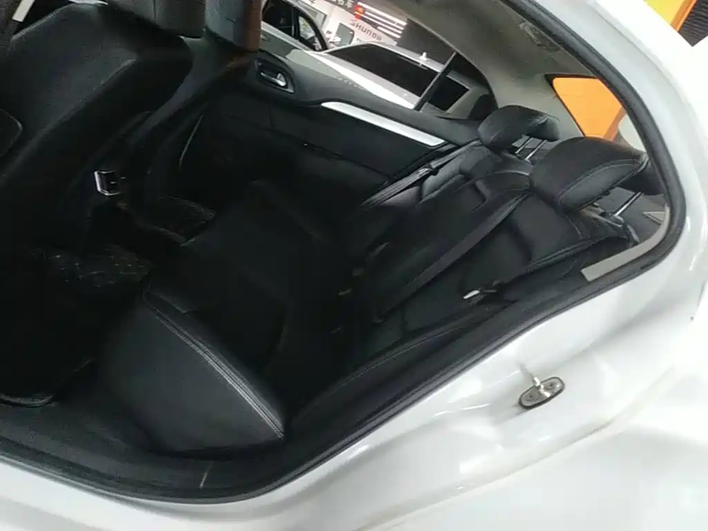 Citroen C4L — миниатюра 17