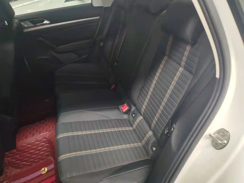 Volkswagen Lavida — миниатюра 13