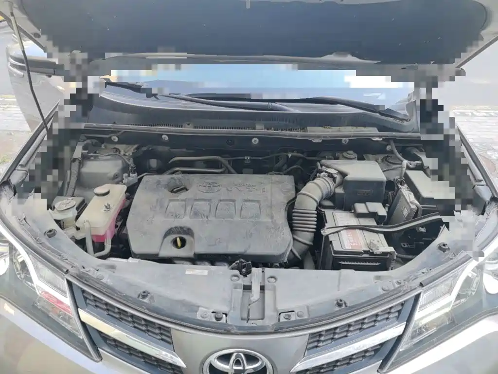 Toyota RAV4 — миниатюра 11