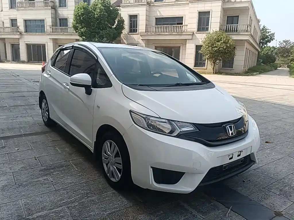 Honda Fit — миниатюра 4