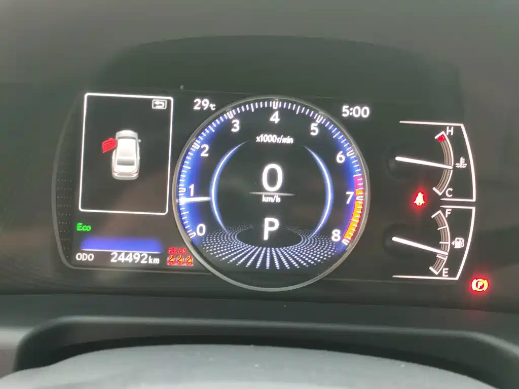 Lexus ES — миниатюра 13