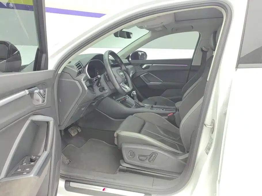 Audi Q3 Sportback — миниатюра 9