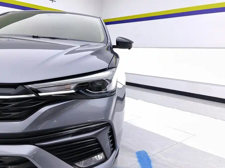 Roewe i5 — миниатюра 5