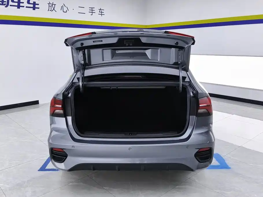 Roewe i5 — миниатюра 4