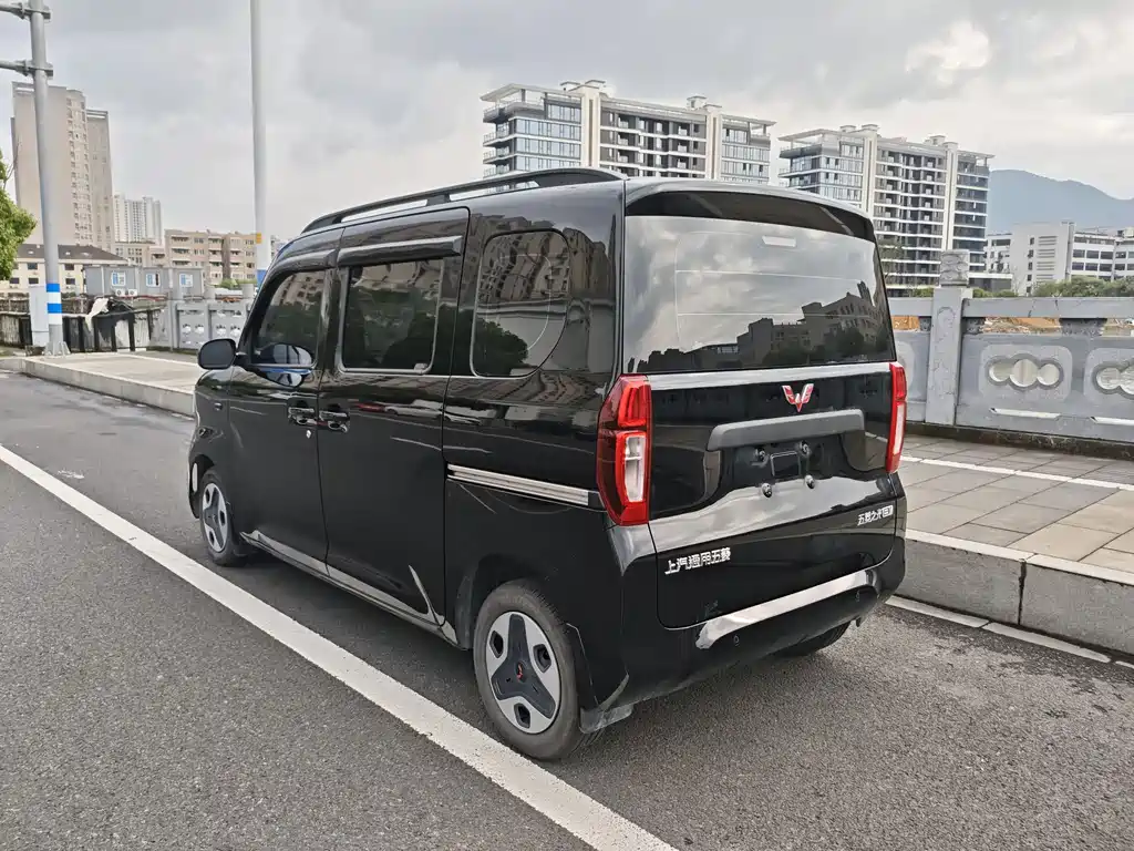 Wuling Sunshine EV 2025 305km