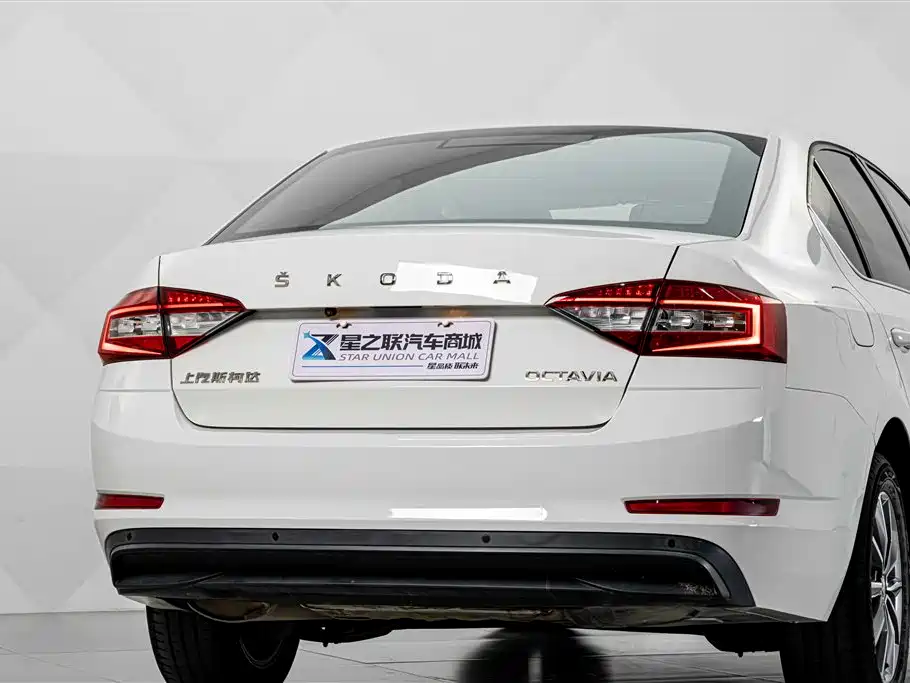 Skoda Octavia — миниатюра 7