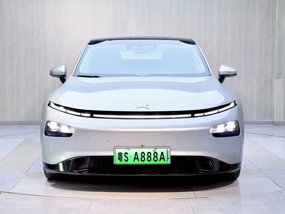 XPeng P7 — миниатюра 2