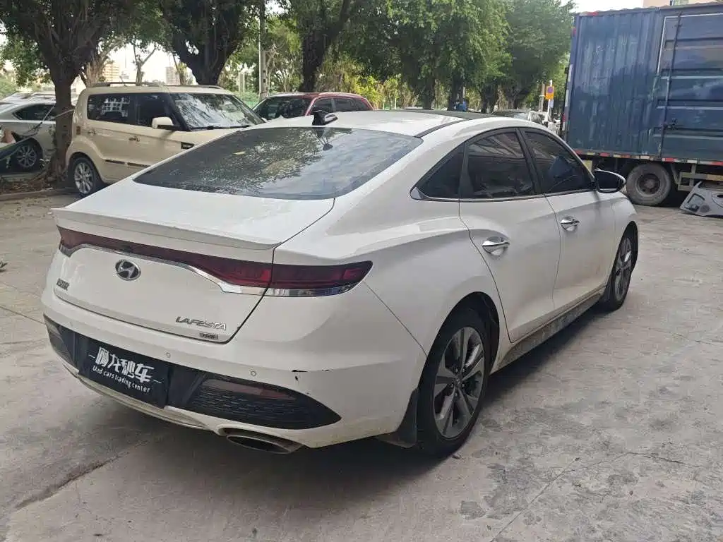 Hyundai Fista — миниатюра 8