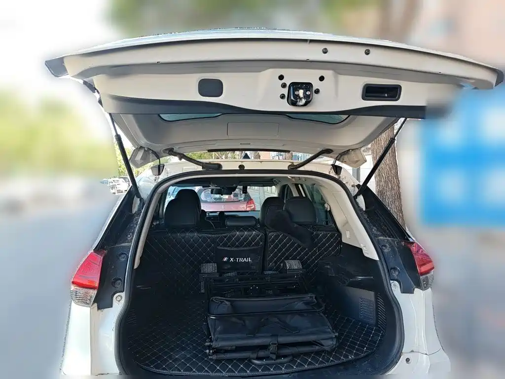 Nissan X-Trail — миниатюра 10