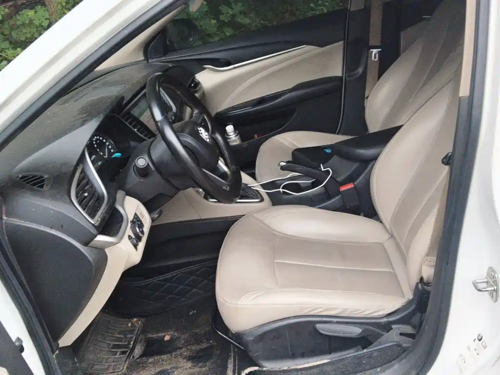 Buick Excelle — миниатюра 16