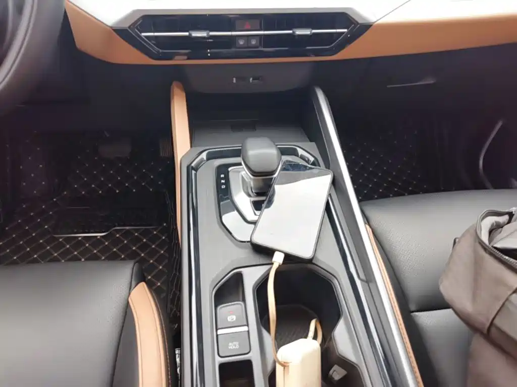 Geely Haoyue PRO — миниатюра 14