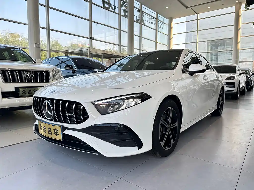 MERCEDES-BENZ A CLASS