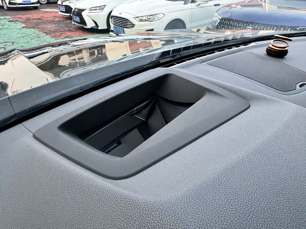 BMW X3 — миниатюра 8