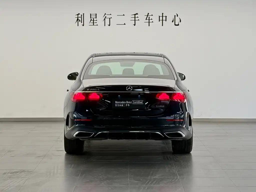 Mercedes-Benz E-Class — миниатюра 6
