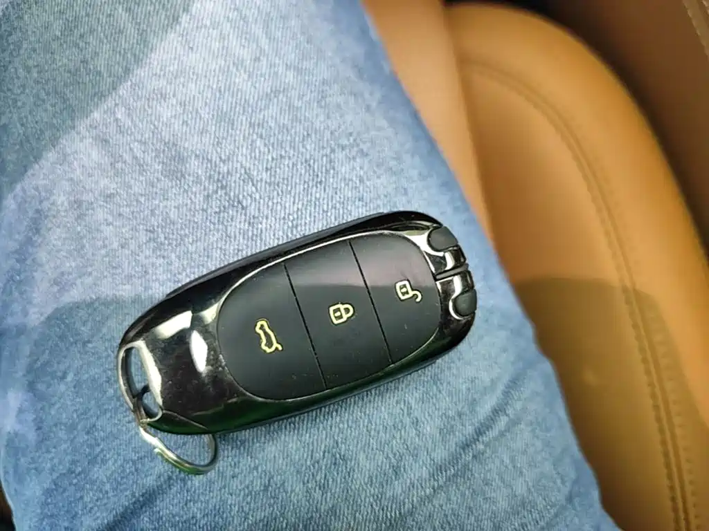 Li Auto Li ONE — миниатюра 9