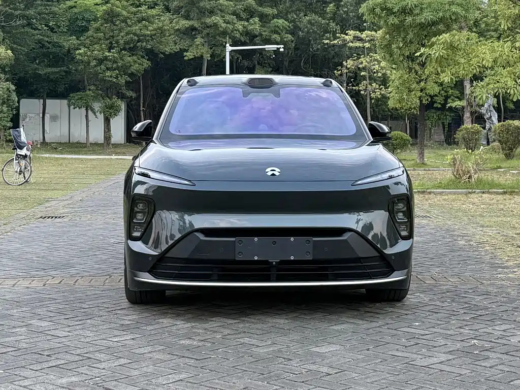 NIO ES8 — миниатюра 2