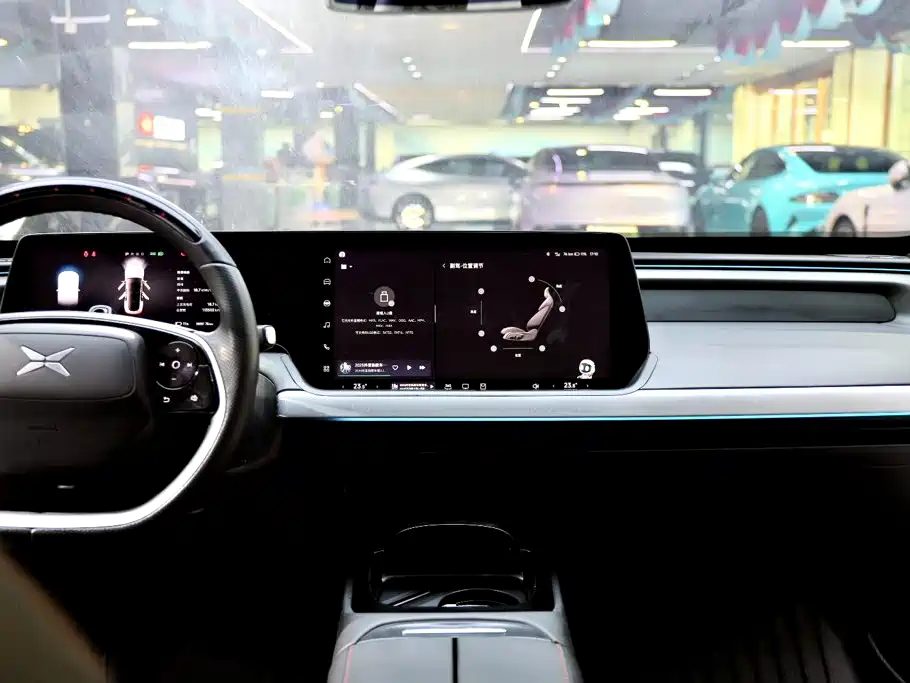 XPeng P7 — миниатюра 14