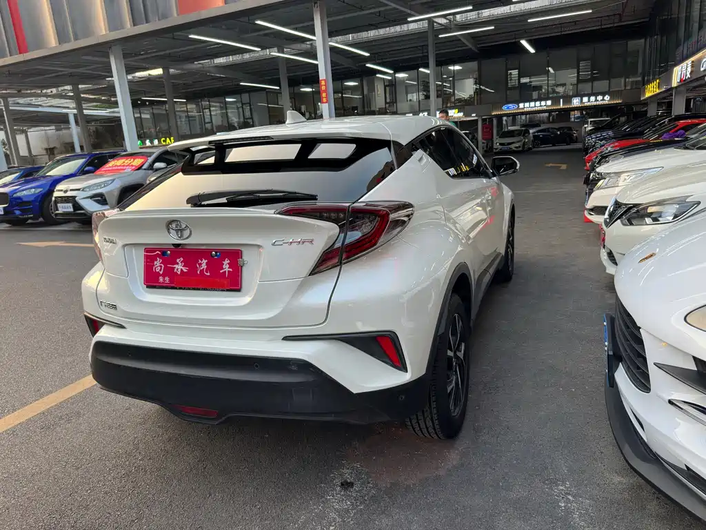 Toyota C-HR — миниатюра 5