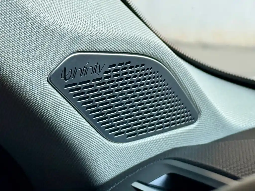 Lynk & Co 05 — миниатюра 14