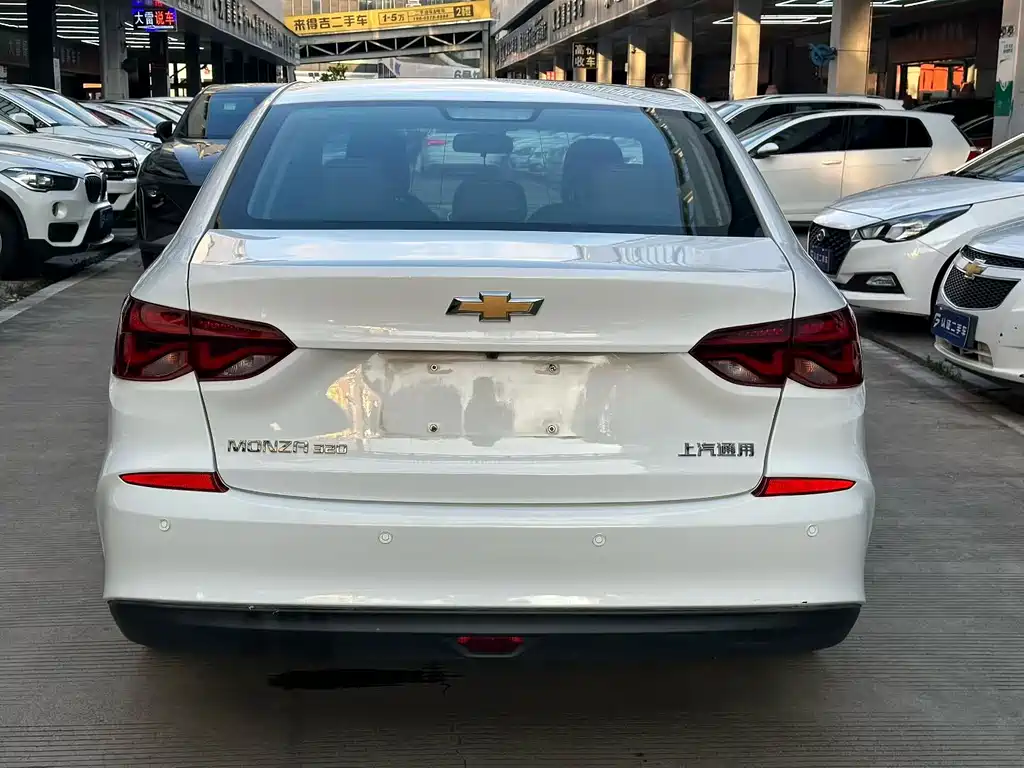 Chevrolet Monza — миниатюра 3