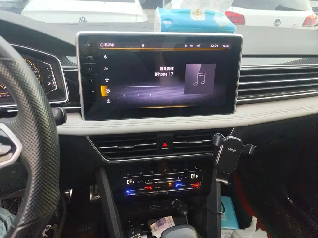 Volkswagen Tiguan L — миниатюра 6
