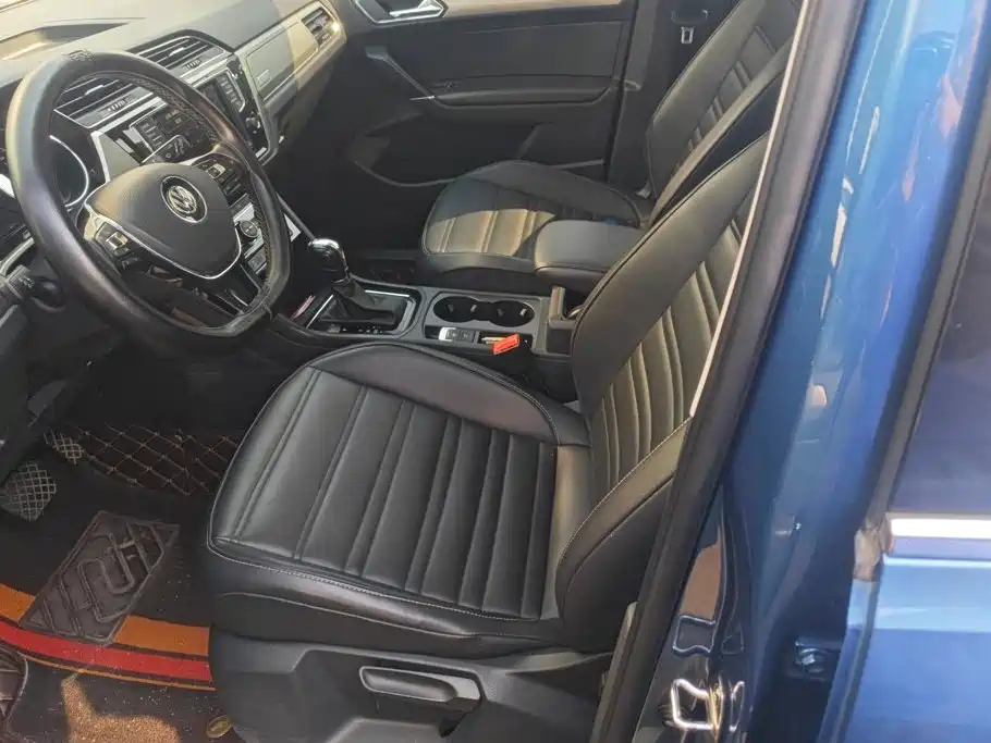 Volkswagen Touran — миниатюра 9