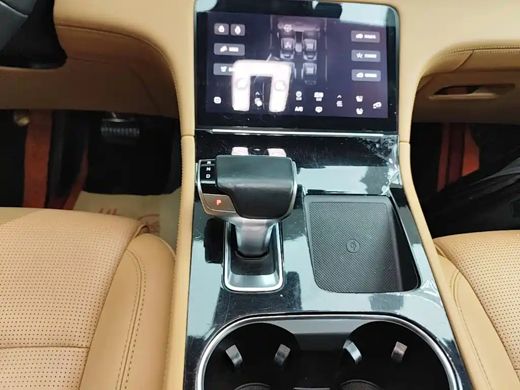 Li Auto Li ONE — миниатюра 14