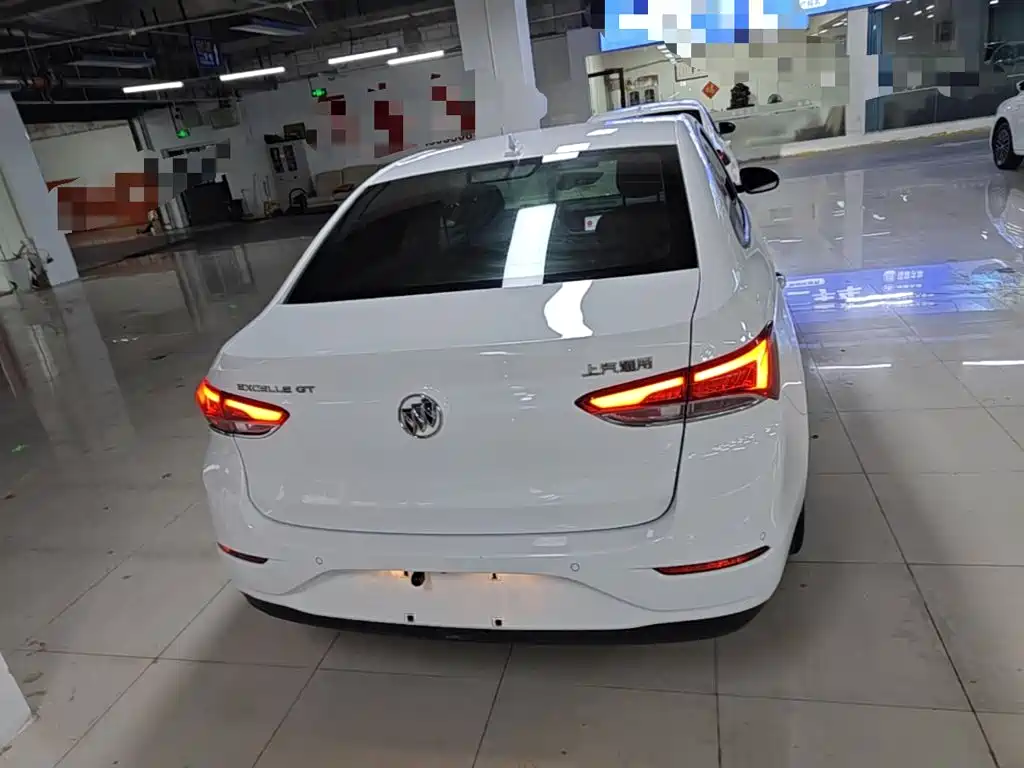 Buick Excelle — миниатюра 6