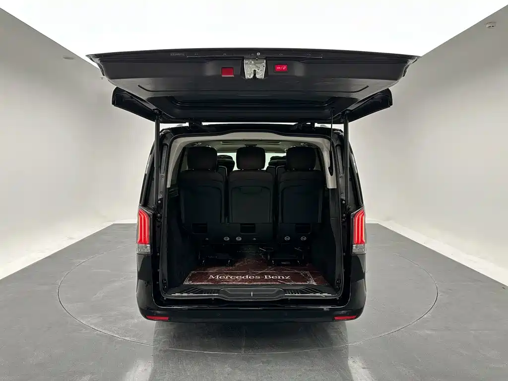 Mercedes-Benz V-Class — миниатюра 22