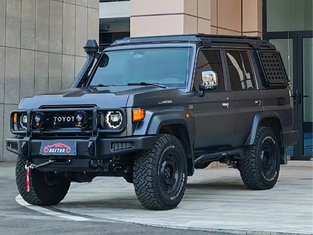 Toyota Land Cruiser — миниатюра 2