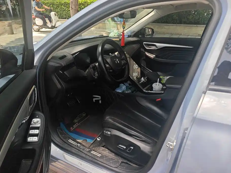 Roewe Feifan MARVEL R — миниатюра 9