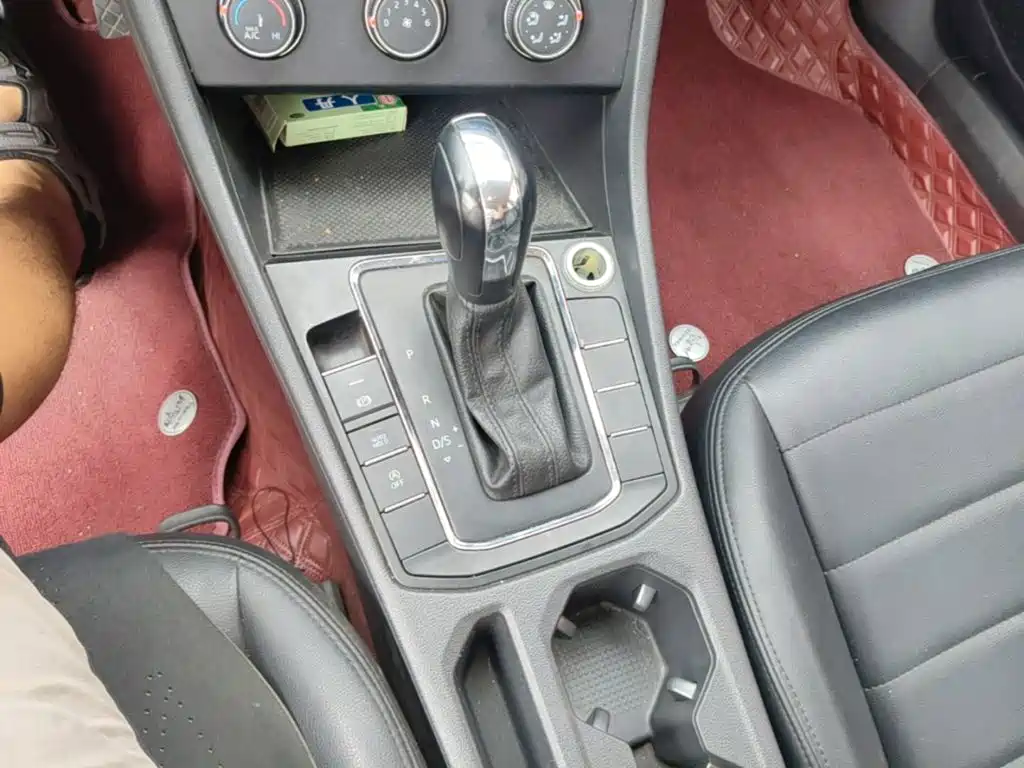 Volkswagen Bora — миниатюра 14