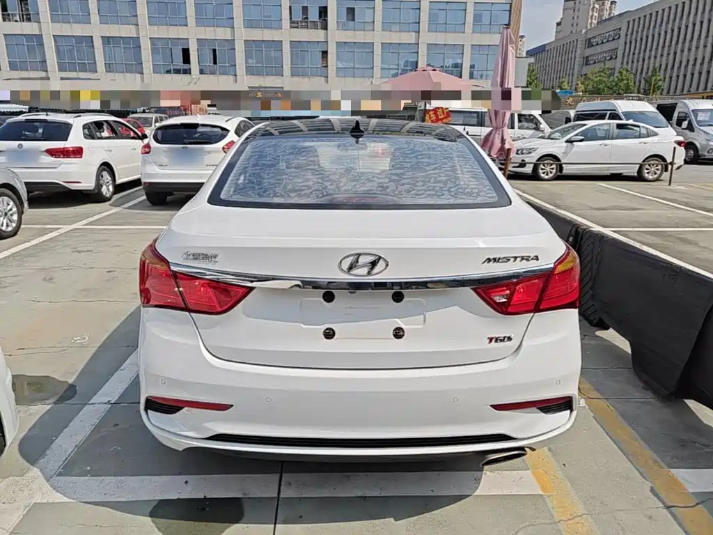 Hyundai Mistra — миниатюра 6