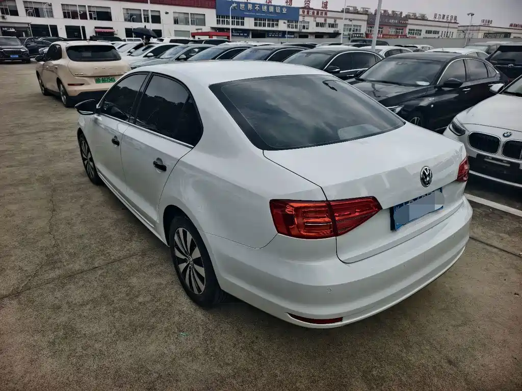 Volkswagen Sagitar — миниатюра 6