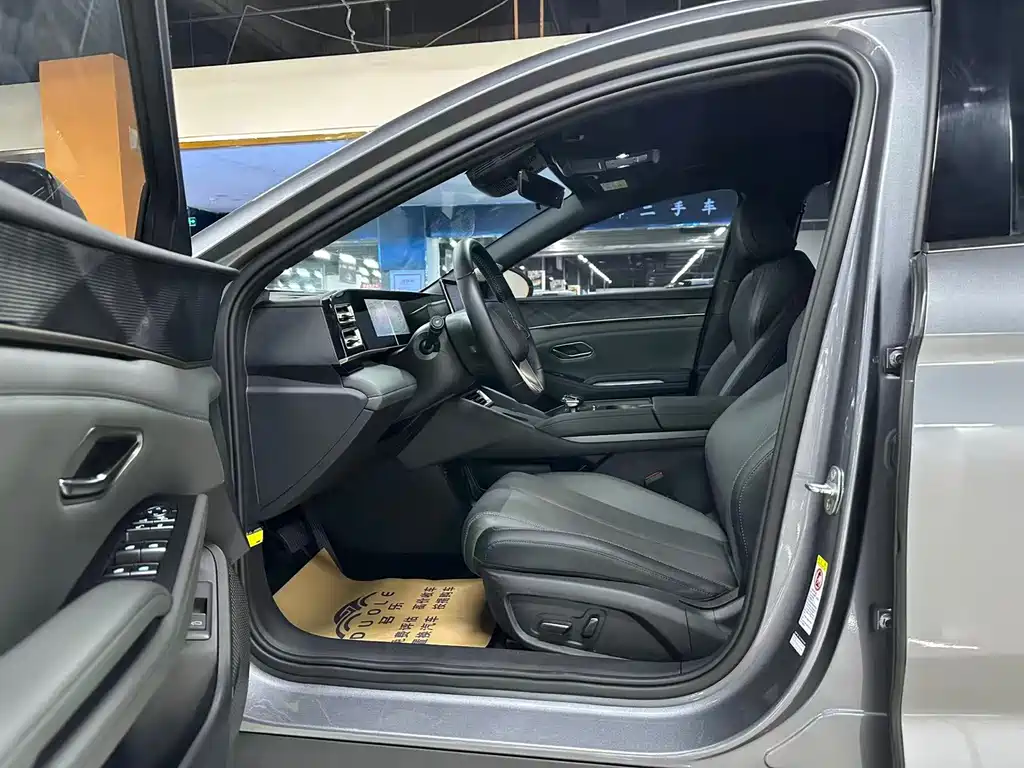BYD Qin L — миниатюра 5