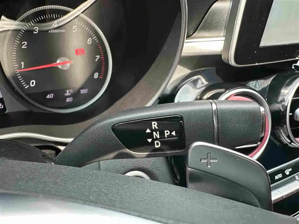 Mercedes-Benz C-Class — миниатюра 14