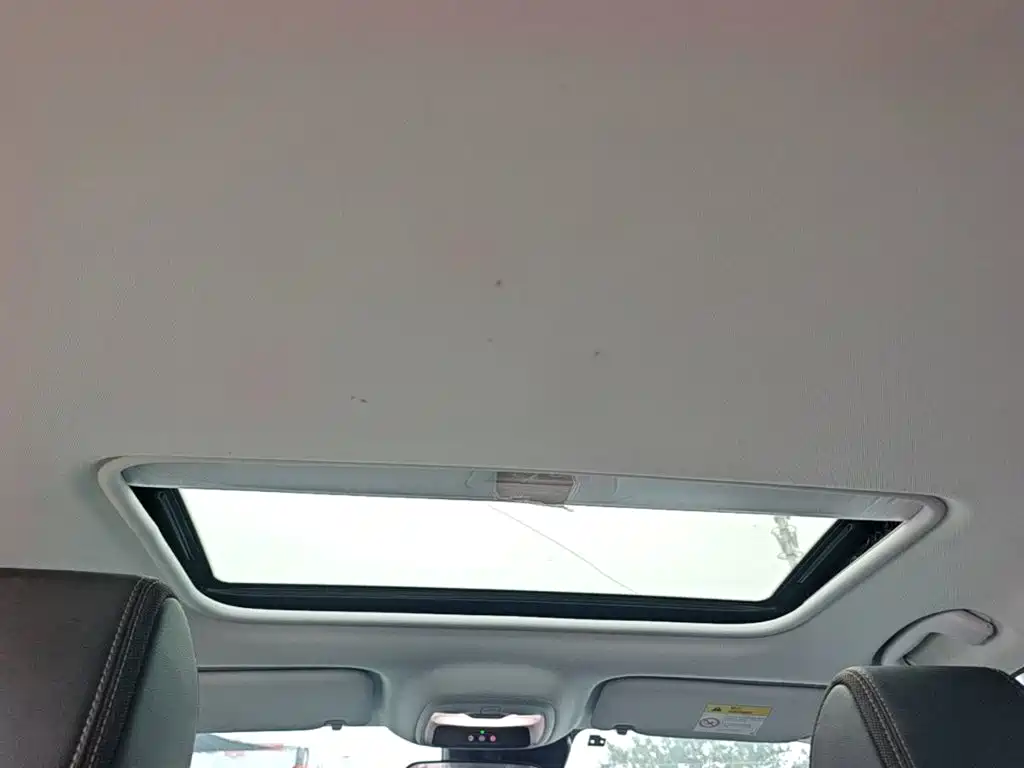 Buick Verano — миниатюра 18