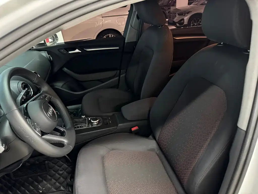 Audi A3 — миниатюра 9