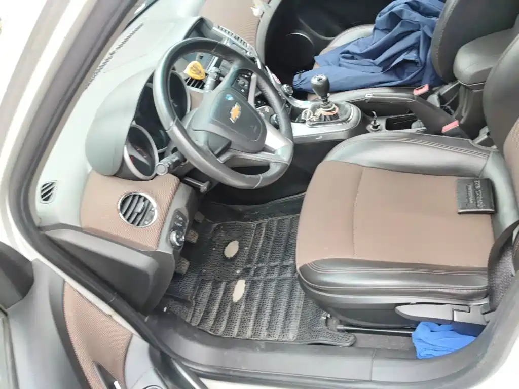 Chevrolet Cruze — миниатюра 16
