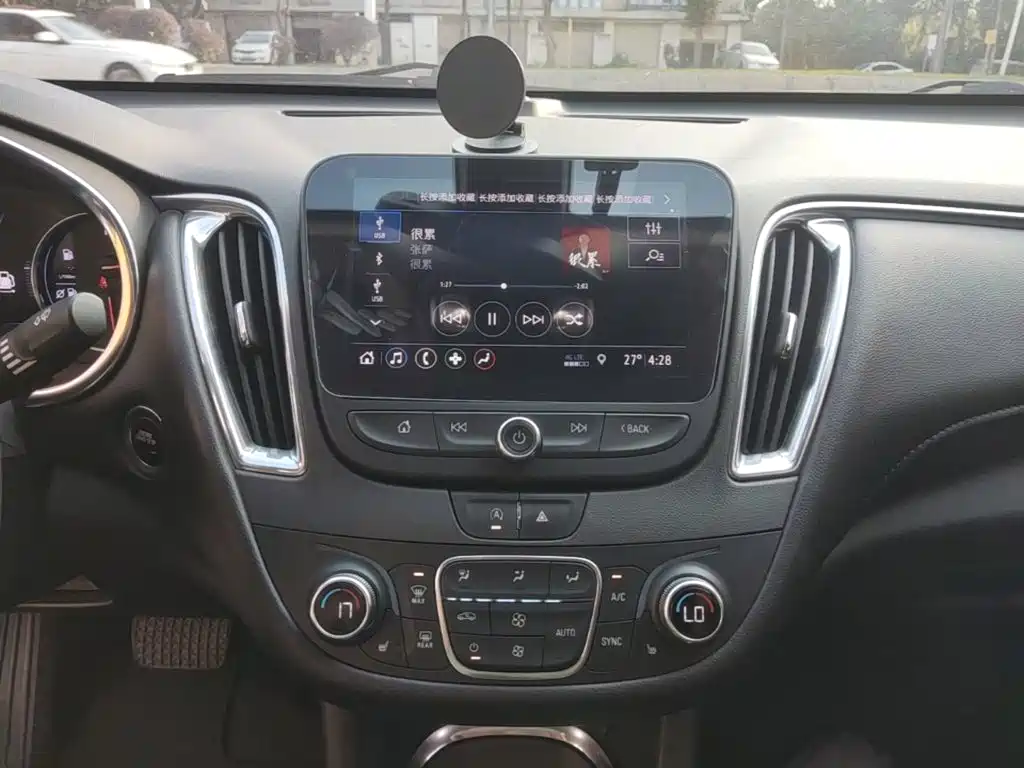 Chevrolet Malibu XL — миниатюра 9