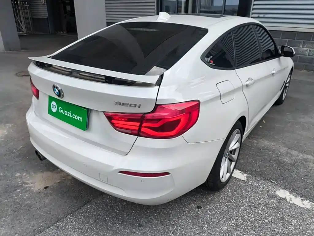 BMW 3 Series GT — миниатюра 7