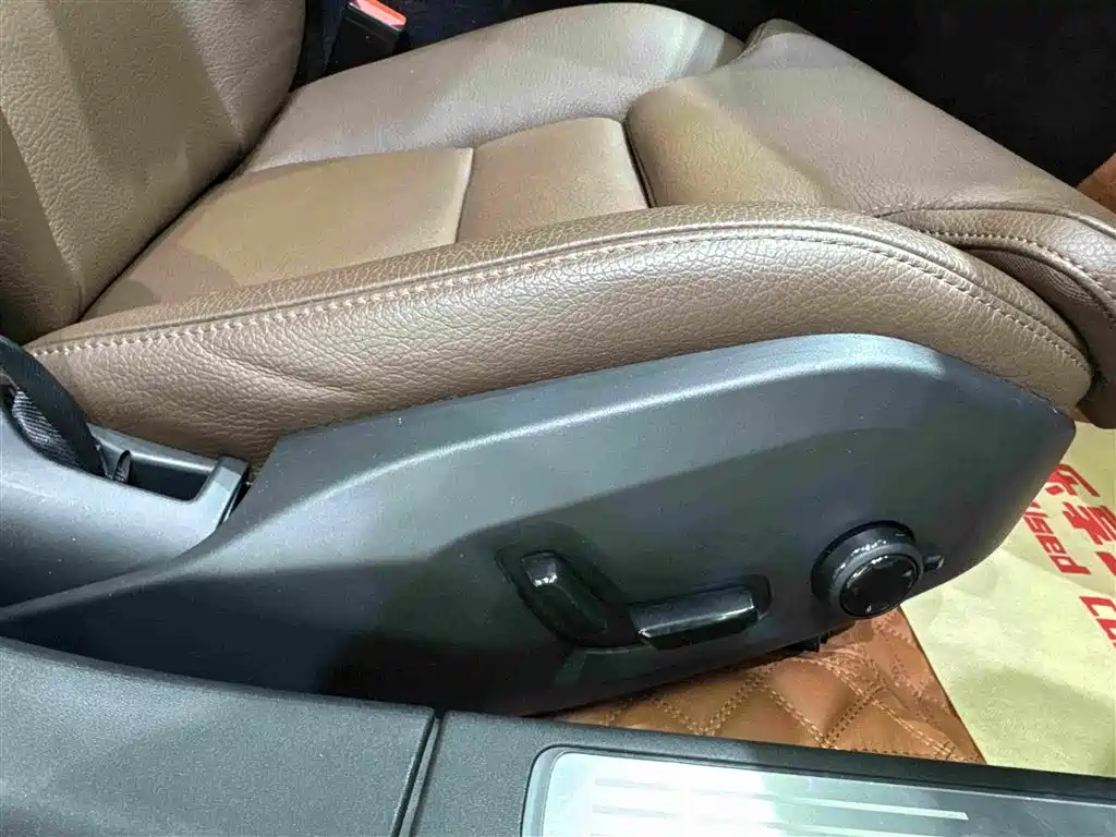 Volvo S90 — миниатюра 30