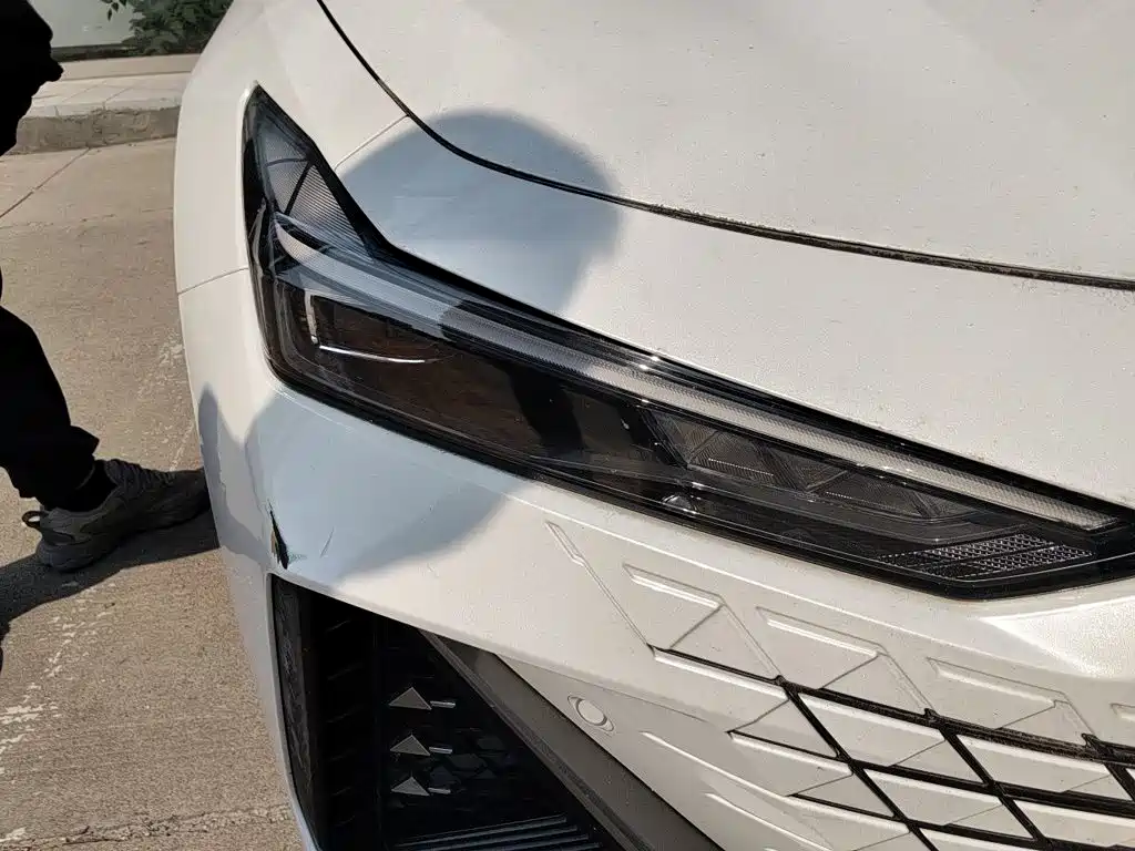 Changan UNI-V — миниатюра 7