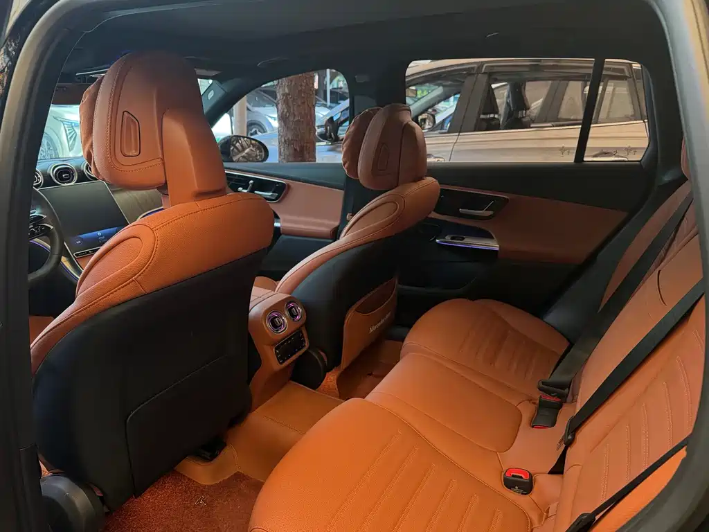 Mercedes-Benz GLC — миниатюра 10