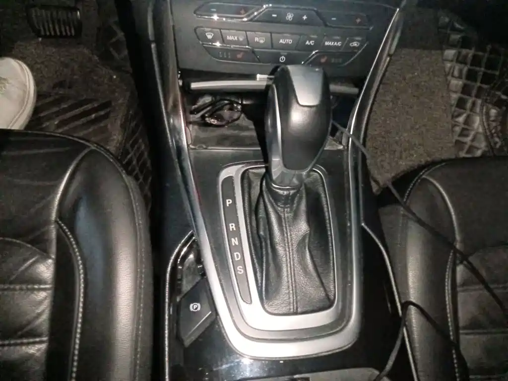 Ford Edge — миниатюра 10